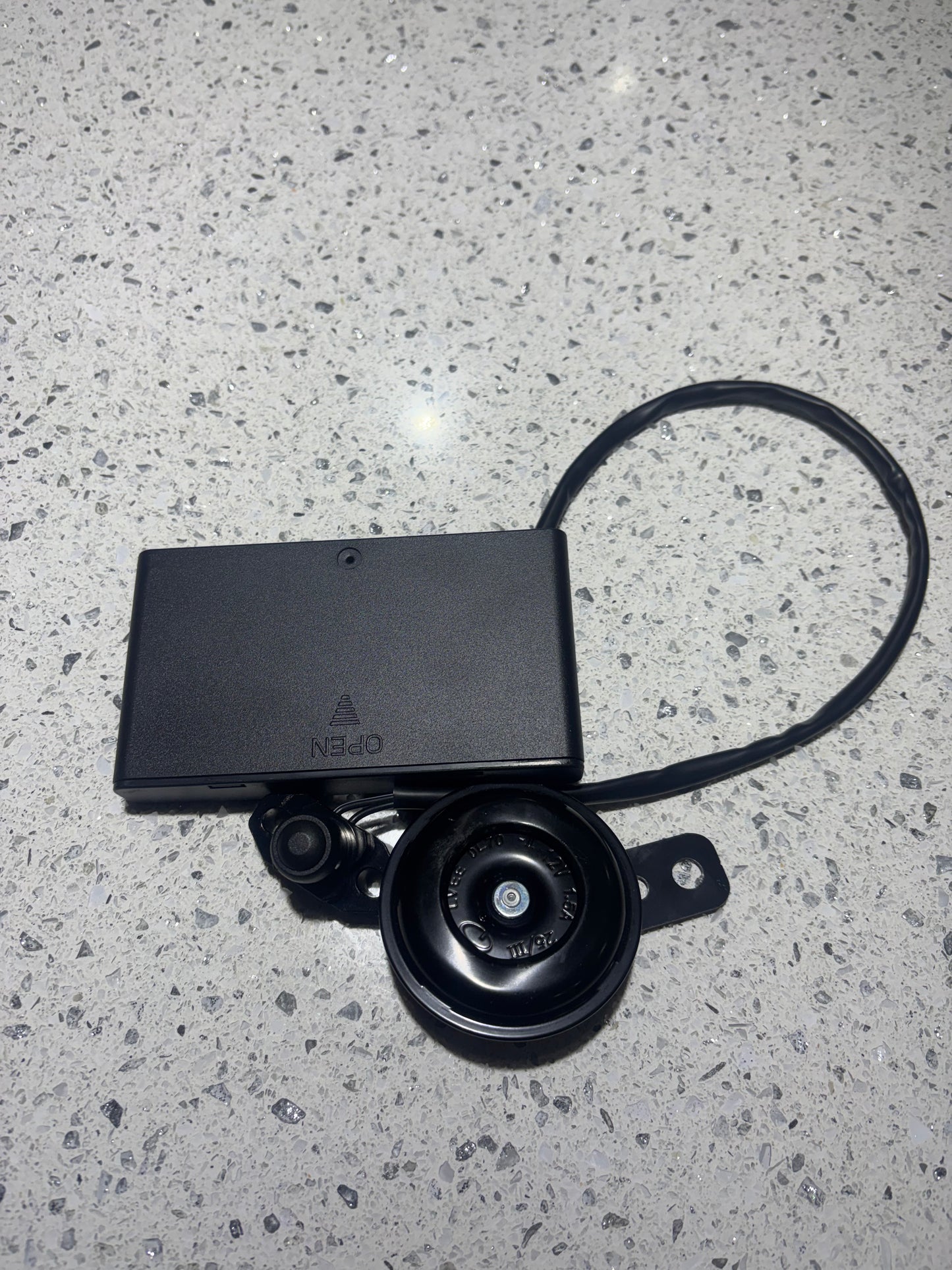 battery powered horn