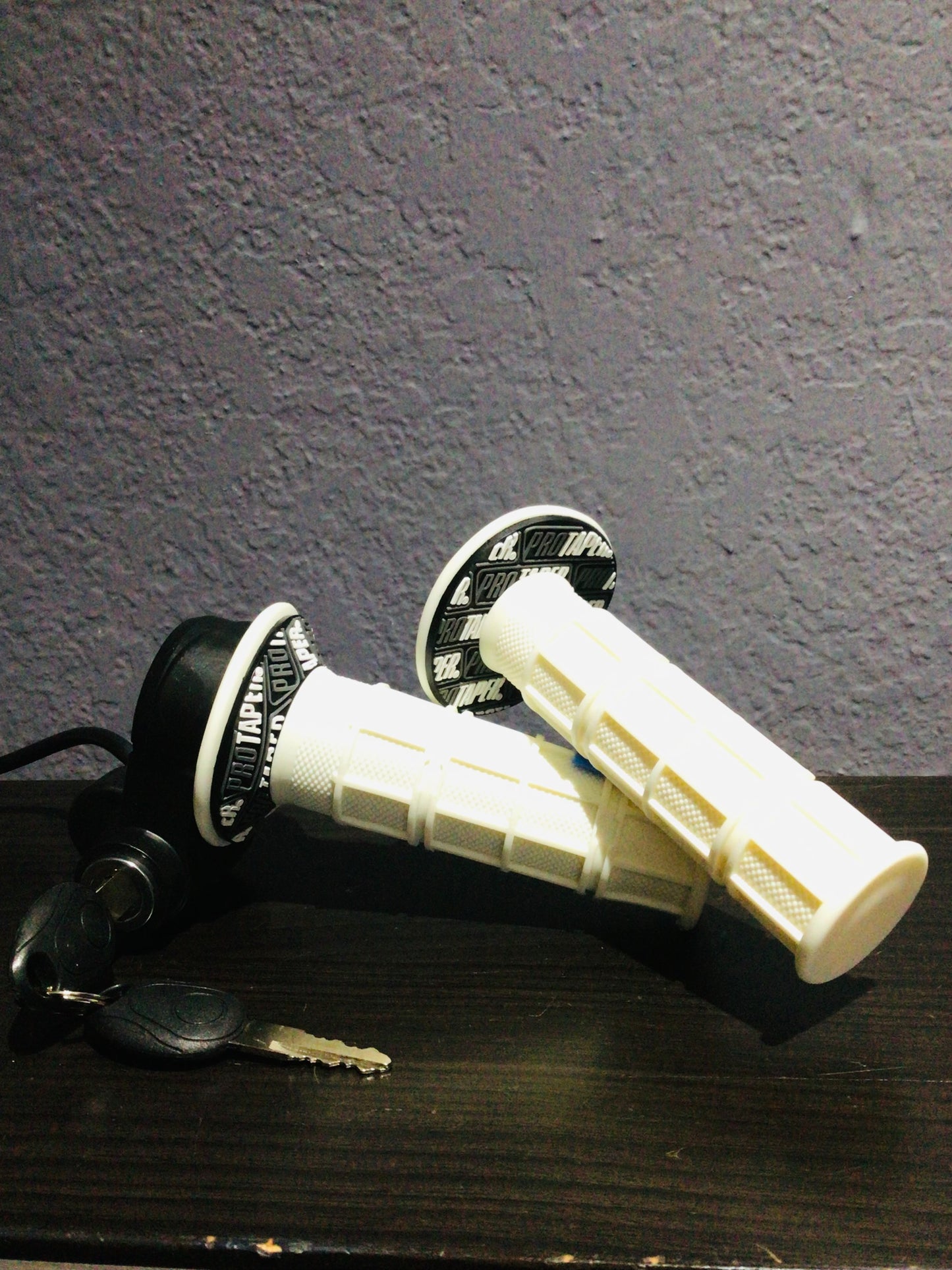 (NEW) Full Twist Throttle Protaper Grip